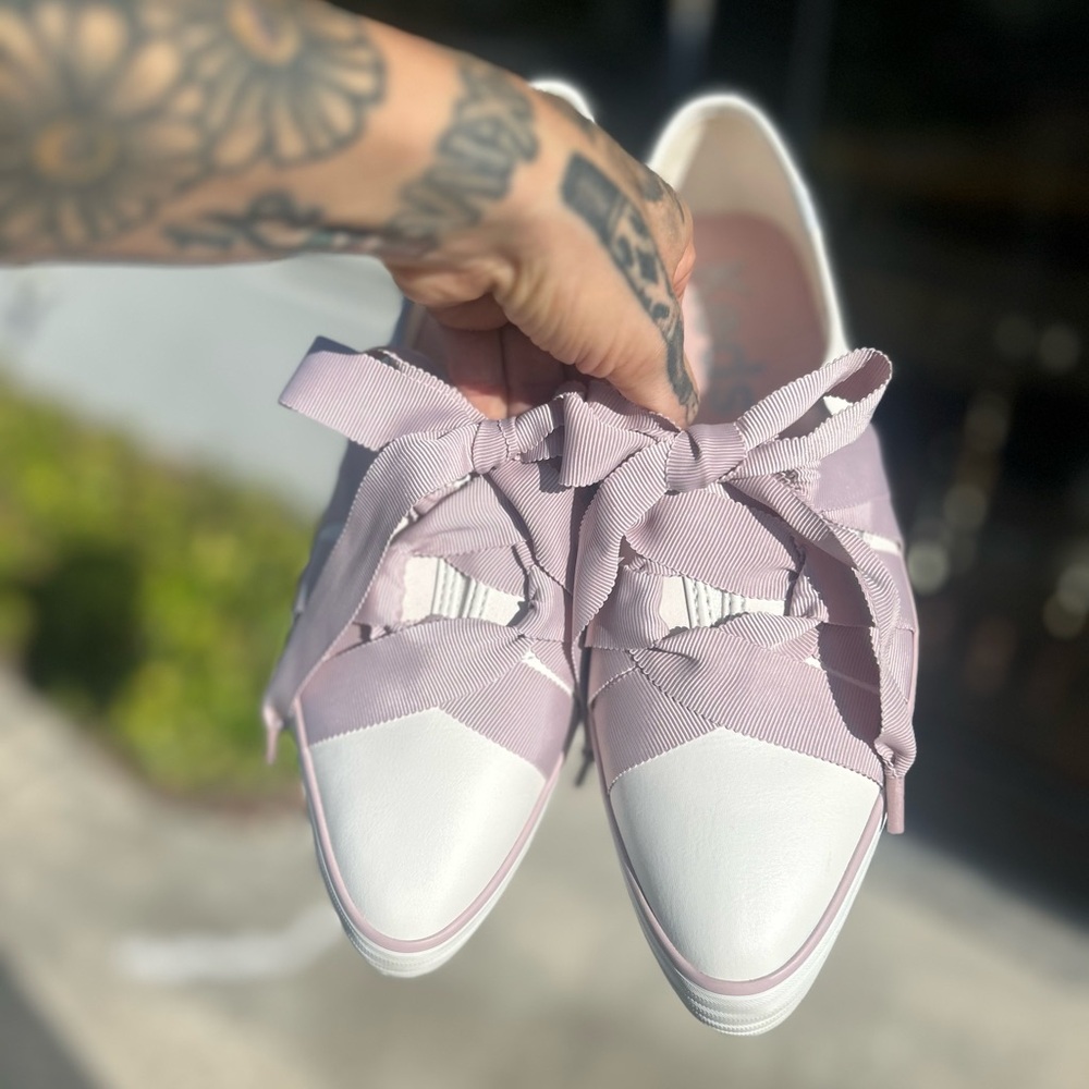 NWOT Keds Triple Kick White Platform Sneakers with Lilac Ribbon Laces -Size 9